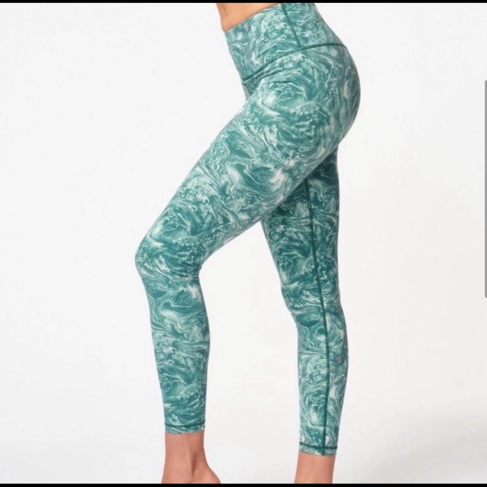 SOLD Sweaty Betty leggings